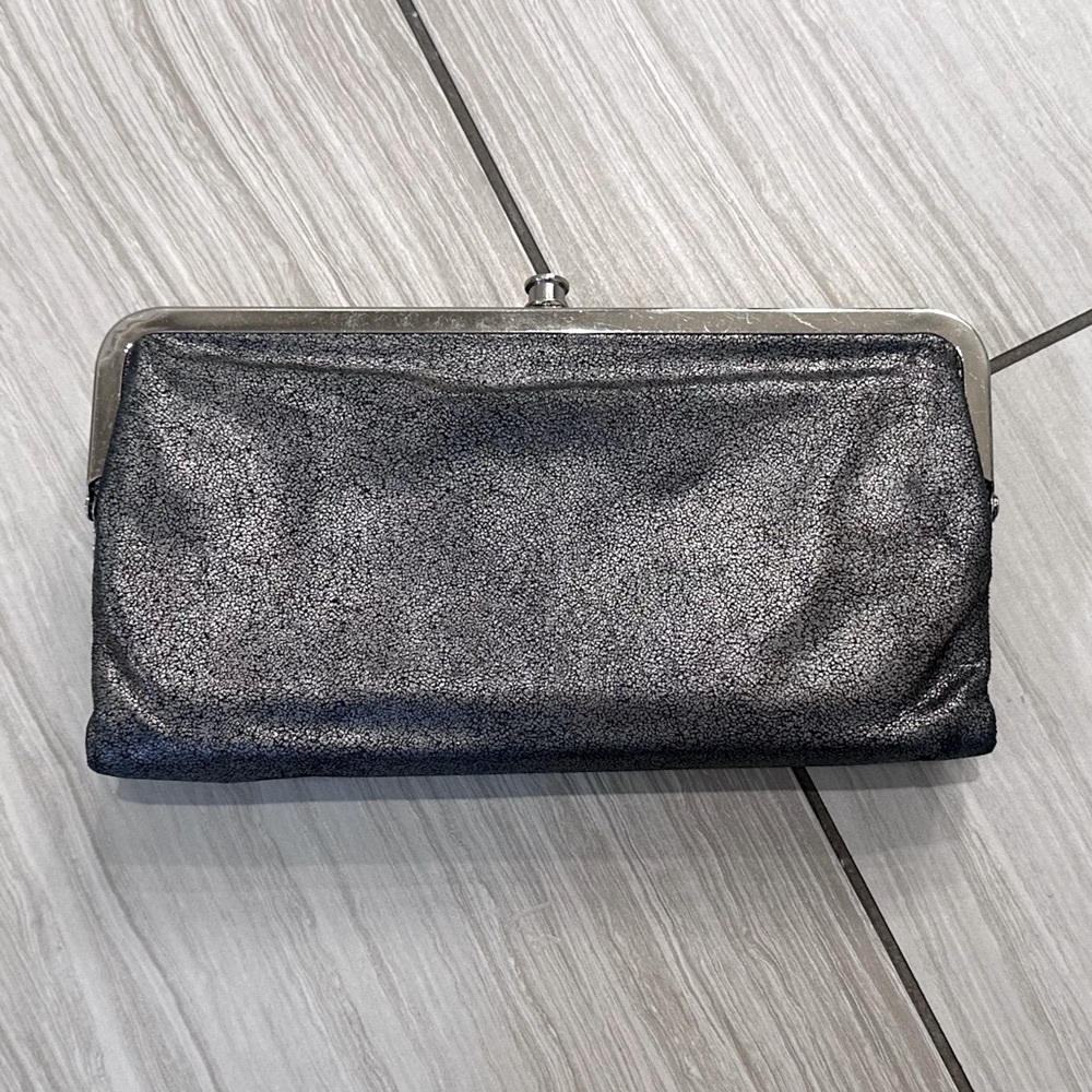 HOBO CLUTCH WALLET